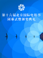 在浴室里漂亮的妻子